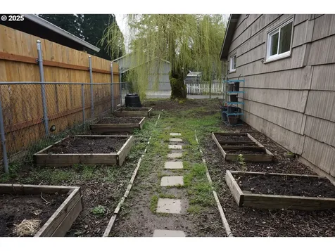 2732 SE 109th Avenue Portland OR 97266