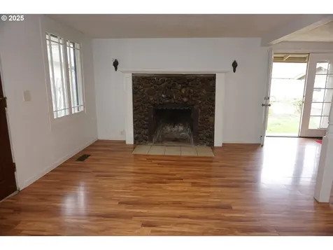 2732 SE 109th Avenue Portland OR 97266