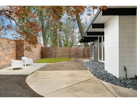 7125 SW 105th Avenue Beaverton OR 97008