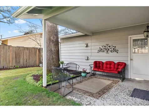10828 SW 60th Avenue Portland OR 97219