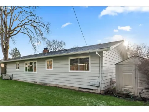 10828 SW 60th Avenue Portland OR 97219