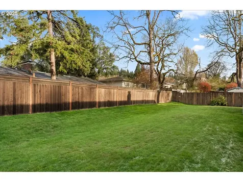 10828 SW 60th Avenue Portland OR 97219