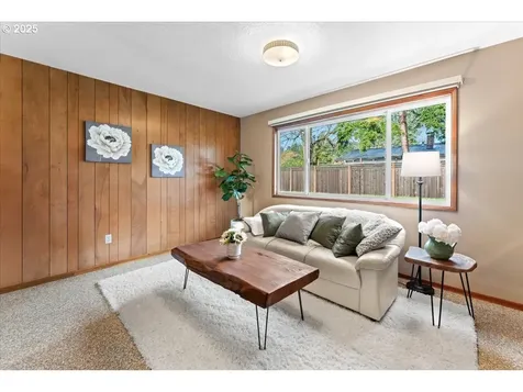 10828 SW 60th Avenue Portland OR 97219