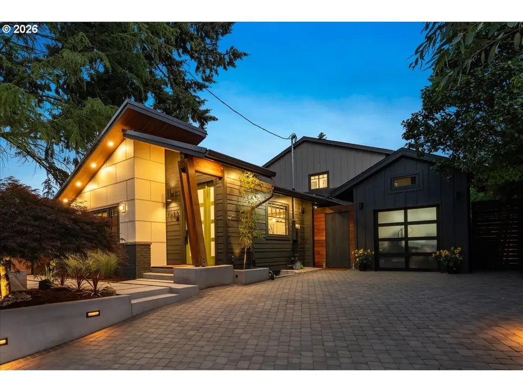 7642 SE Harrison Street Portland OR 97215