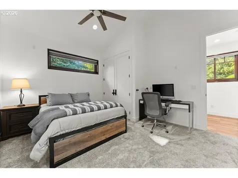7642 SE Harrison Street Portland OR 97215