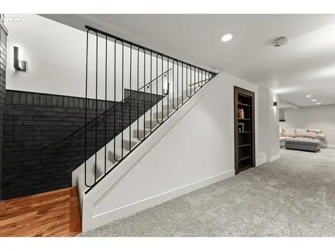 7642 SE Harrison Street Portland OR 97215