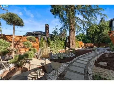 7642 SE Harrison Street Portland OR 97215