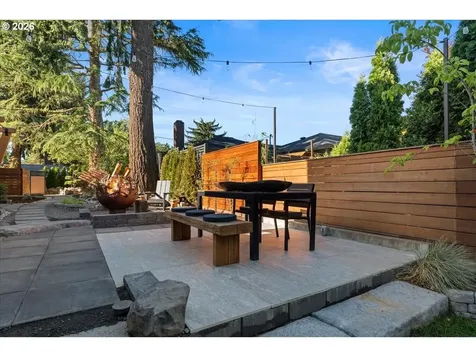 7642 SE Harrison Street Portland OR 97215