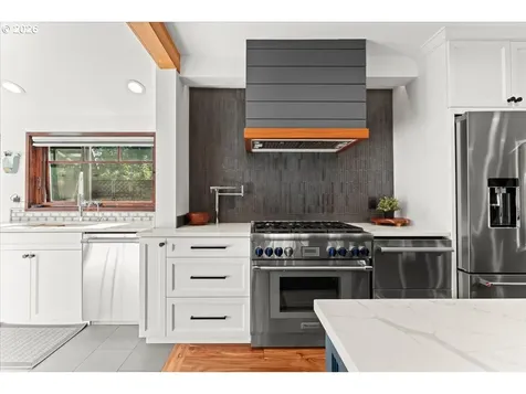 7642 SE Harrison Street Portland OR 97215