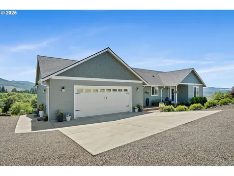 10340 Skyview Road Tillamook OR 97141