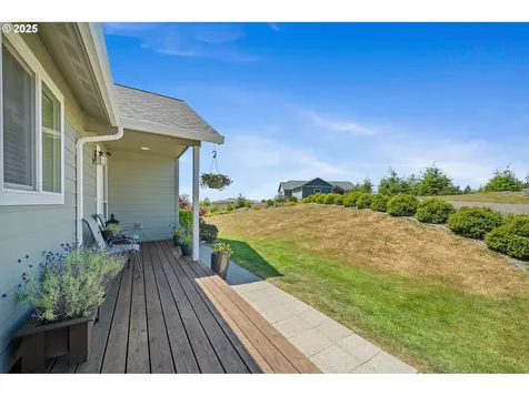 10340 Skyview Road Tillamook OR 97141