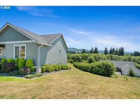 10340 Skyview Road Tillamook OR 97141