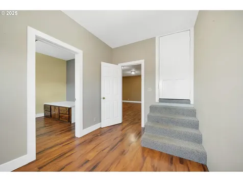 1209 6th Street Tillamook OR 97141