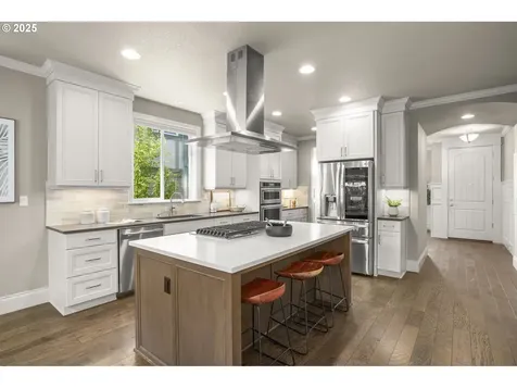 12344 NW Glenover Lane Portland OR 97229