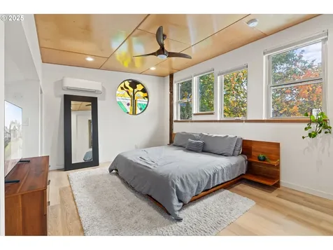 7336 SE Mitchell Court Portland OR 97206