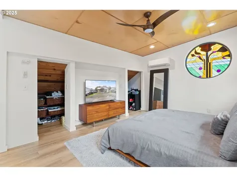 7336 SE Mitchell Court Portland OR 97206