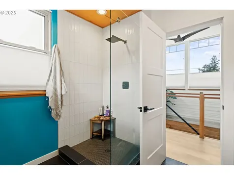 7336 SE Mitchell Court Portland OR 97206