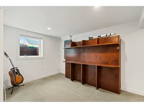 7336 SE Mitchell Court Portland OR 97206