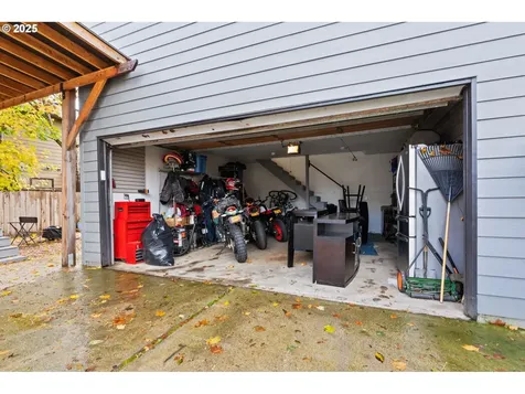 7336 SE Mitchell Court Portland OR 97206