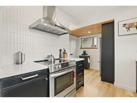 7336 SE Mitchell Court Portland OR 97206