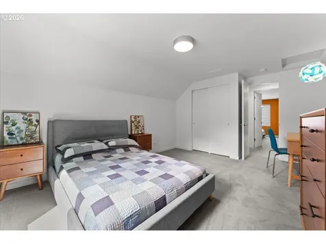 2852 NW Upshur Street Portland OR 97210