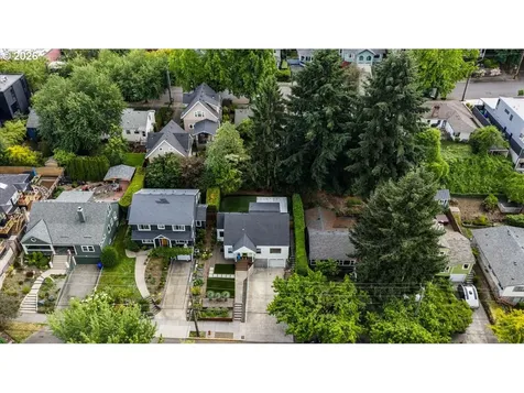 2852 NW Upshur Street Portland OR 97210
