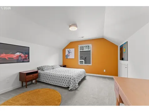 2852 NW Upshur Street Portland OR 97210