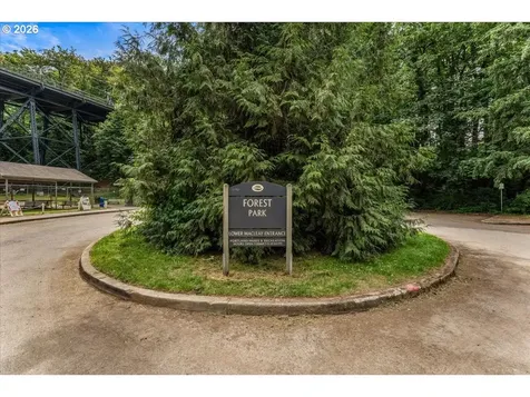 2852 NW Upshur Street Portland OR 97210
