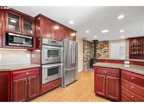 424 NW Darnielle Street Hillsboro OR 97124