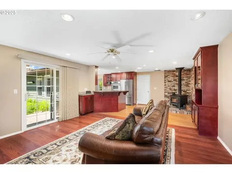 424 NW Darnielle Street Hillsboro OR 97124