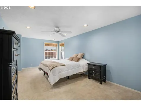 424 NW Darnielle Street Hillsboro OR 97124