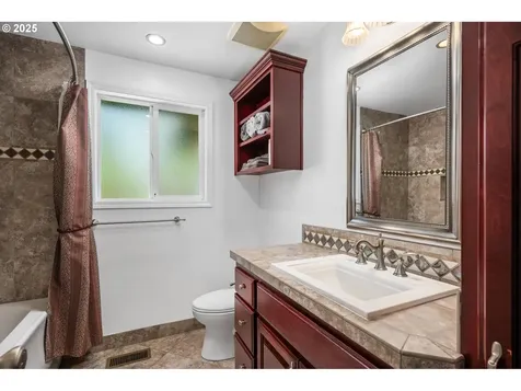 424 NW Darnielle Street Hillsboro OR 97124