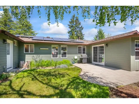 424 NW Darnielle Street Hillsboro OR 97124