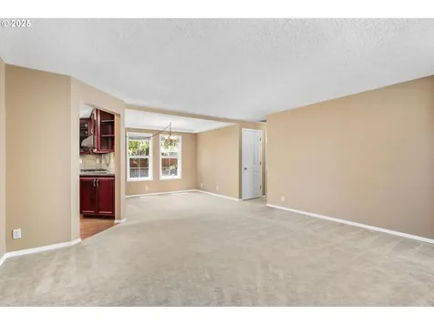 424 NW Darnielle Street Hillsboro OR 97124