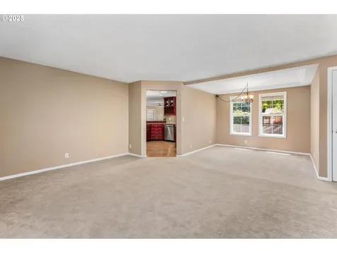 424 NW Darnielle Street Hillsboro OR 97124