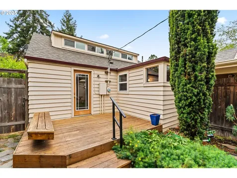 1433 E 23rd Avenue Eugene OR 97403