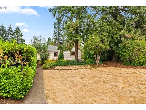 1433 E 23rd Avenue Eugene OR 97403