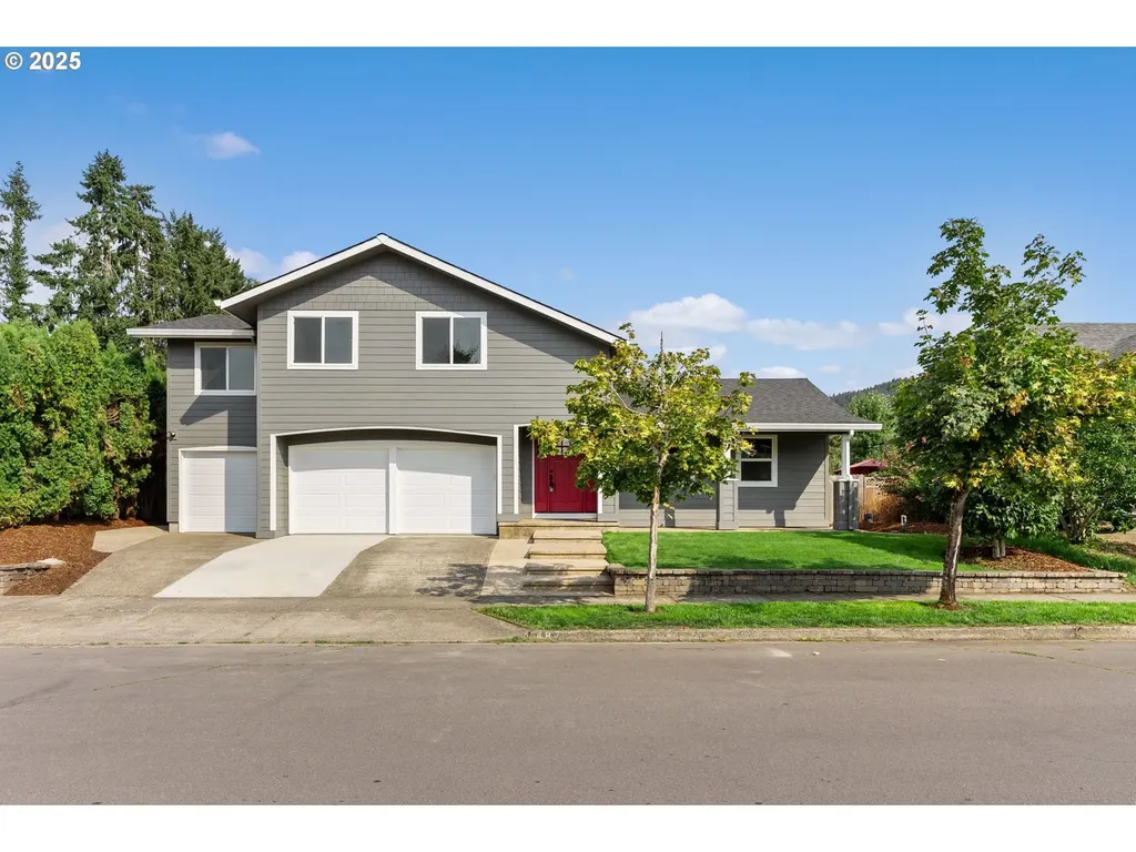 487 72nd Street Springfield OR 97478