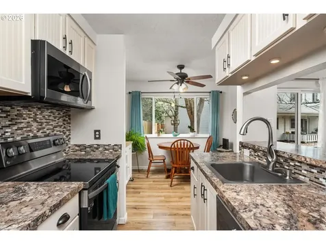 2338 SE 124th Avenue Portland OR 97233
