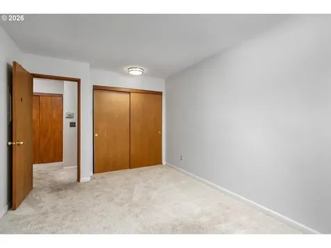 2338 SE 124th Avenue Portland OR 97233