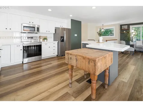 10045 SW 135th Avenue Beaverton OR 97008