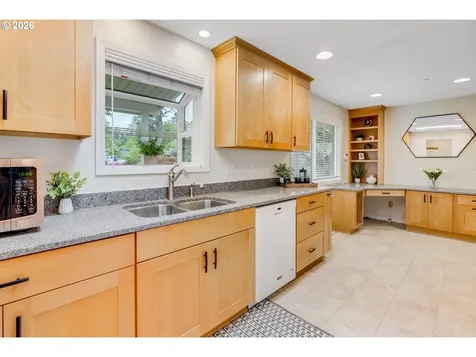 8890 SW Birch Street Portland OR 97223