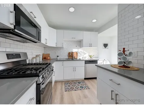 9318 N Trumbull Avenue Portland OR 97203