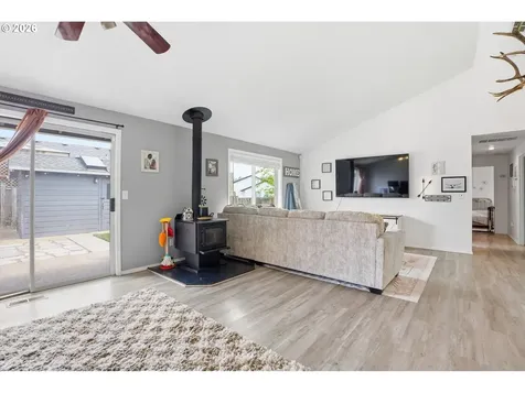 471 SE 17th Street Troutdale OR 97060