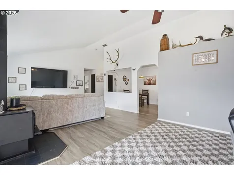 471 SE 17th Street Troutdale OR 97060
