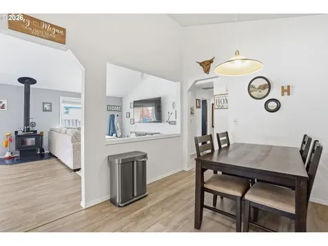 471 SE 17th Street Troutdale OR 97060