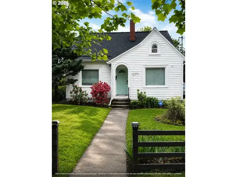 2371 SE 51st Avenue Portland OR 97215