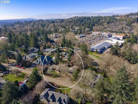 12735 SW 22nd Avenue Lake Oswego OR 97034