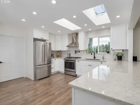 12735 SW 22nd Avenue Lake Oswego OR 97034