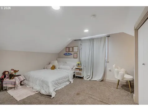 3802 Maple Lane Tillamook OR 97141
